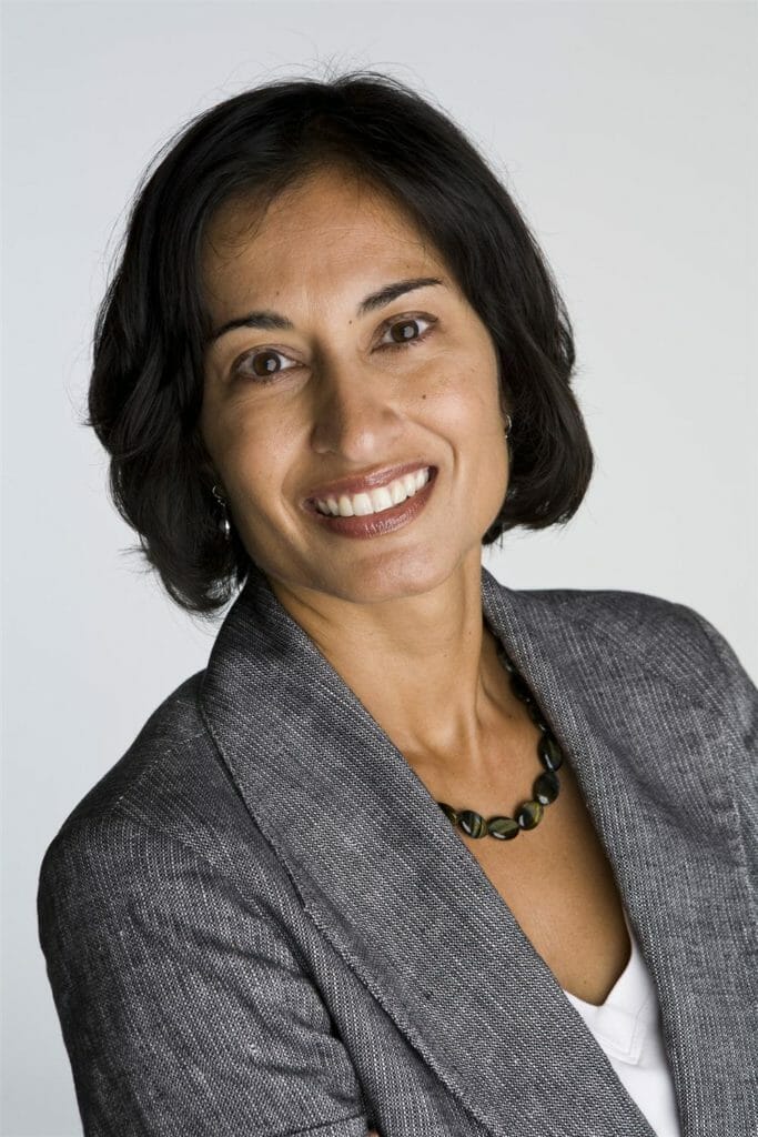 ayesha_khanna_headshot