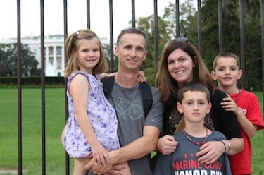 the_richard_family_outside_white_house_in_2012.jpg