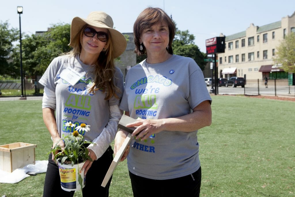 Leslie (Left) and (Mary) founded Chicago Cares in 1991, since then it has mobilized more than 600,000 volunteers from every zip code in the city./Courtesy Chicago Cares 