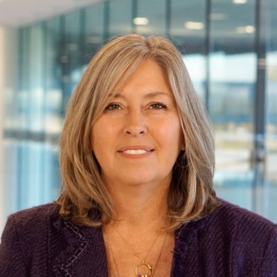 Portrait of Heidi Magyar, Executive Director, Corporate Giving at General Motors.