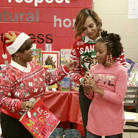 Arlene Simmons Daily Point of Light Award Honoree