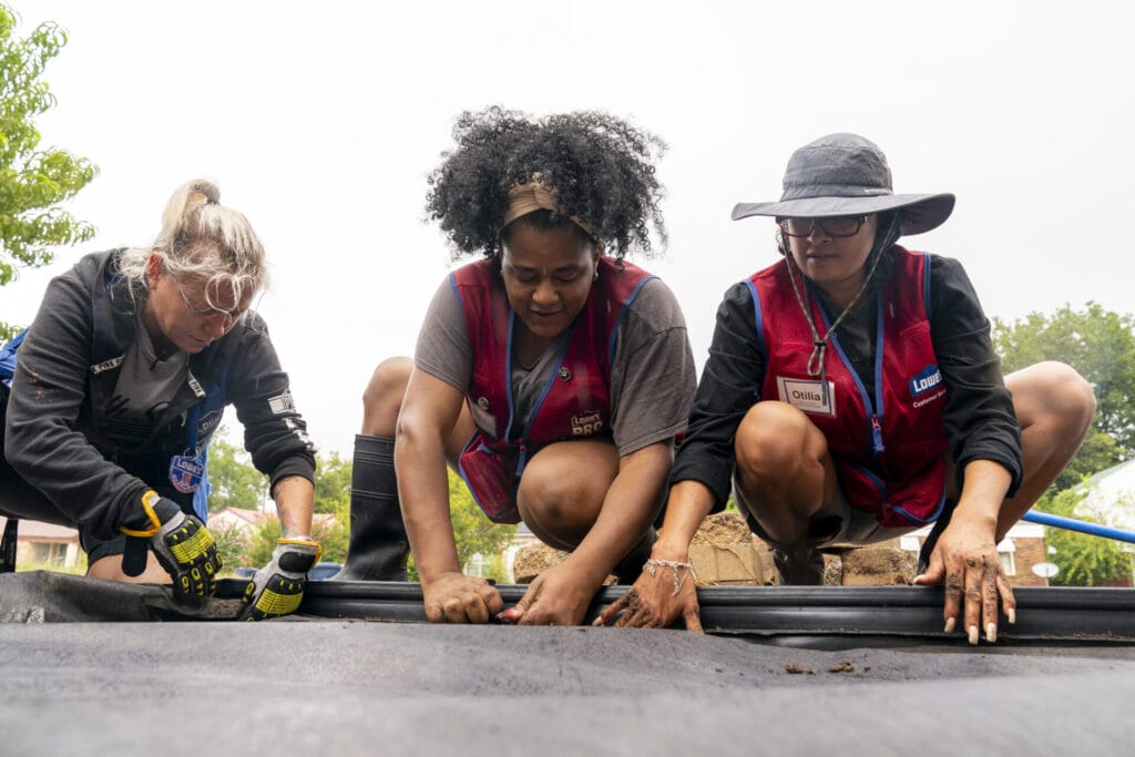 100 Organizations Nationwide Awarded $10 Million for Renovations Through  Lowe’s Hometowns Community Impact Program